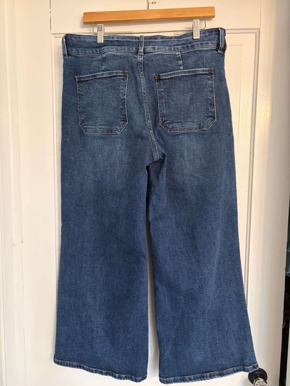 Kut from the Kloth Meg Dark Blue Wide-Leg Jeans with Gold Buttons Size 14 - Picture 8 of 10